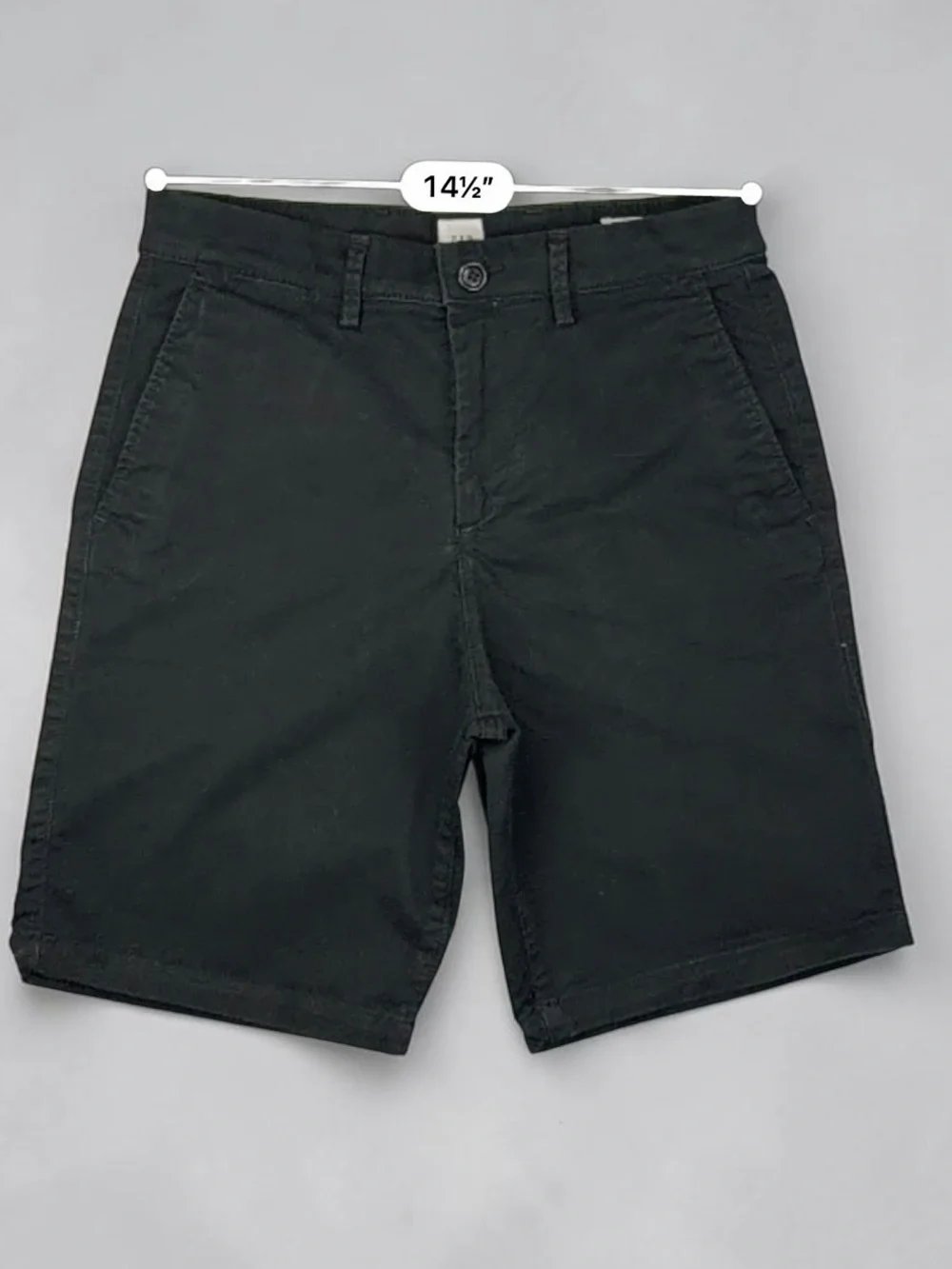 GAP Essential Khaki 9